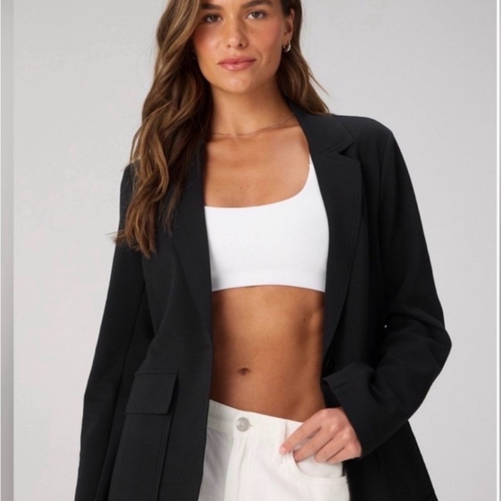 FableticsClassic LUX Black Women's Blazer